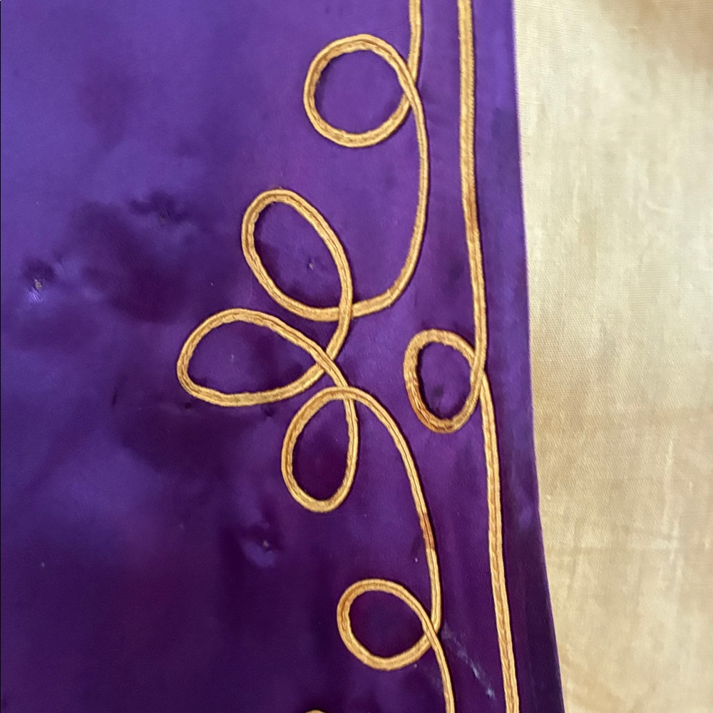 Lions Club International 60’s Purple and Gold Embroidered Vest - Picture 4 of 10
